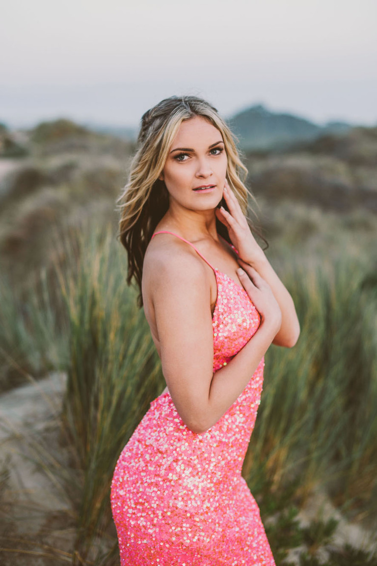 Bakersfield senior portrait photographer